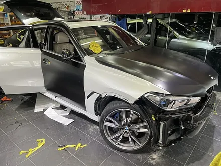 BMW X6 M50d 전체랩핑 [에이버리 사틴블랙] / 서울 서대문