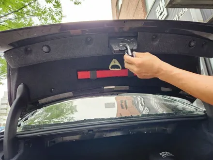 BMW 보험수리 전문 자동차 트렁크 열림 사고수리 자기부담금 할인 / 서울 서대문