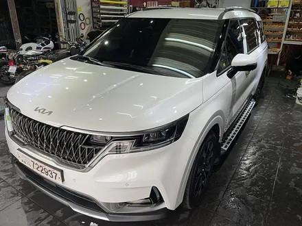 4세대 카니발 크롬죽이기 / 투톤 루프스킨 랩핑 / 서울 서대문