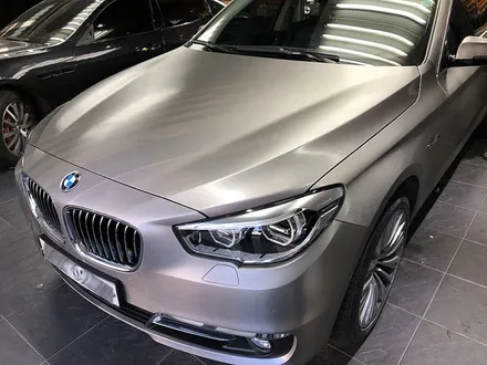 BMW5GT 자동차 전체랩핑 가격은 차종마다 다르다 / 서울 서대문