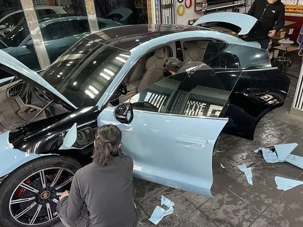 전체랩핑제거 포르쉐 타이칸 / 서울 서대문구