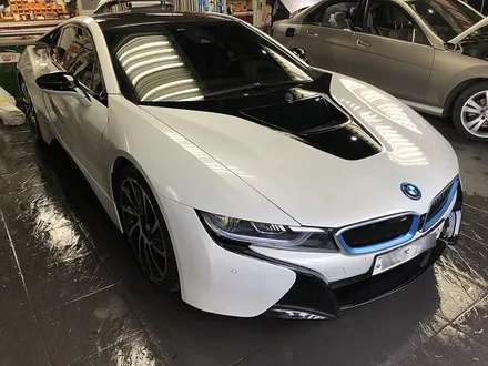 BMW i8 블랙박스 장착 아이나비QXD3000 / 커넥티드 매립 / 서울 서대문
