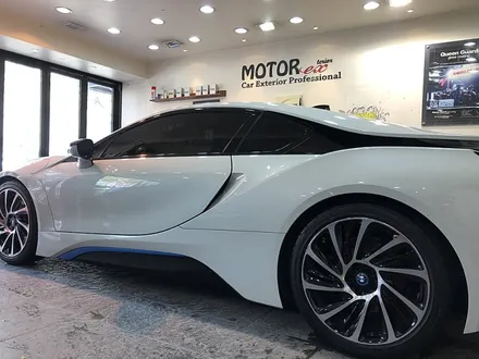 BMW i8 광택 으로 흠집제거 / 서울 서대문