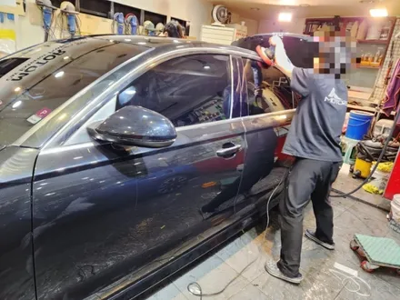벤츠 c200d 범퍼 덴트 복원 // 아반떼 실내 가죽 시트 코팅 가격 // 아우디 문짝 긁힘 판금도색 후 잔스크래치 제거 유리막코팅 전문 / 서울 서대문구