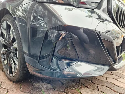 차량 범퍼 복원 가격 ? BMW G60 5시리즈 범퍼 깨짐 수리 업체 / 서울 서대문
