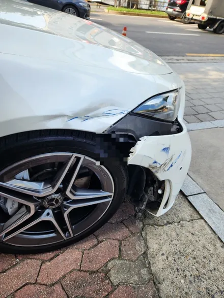 자동차 접촉사고 보험 수리 / 벤츠 cls350 / bmw 530i 범퍼 ppf 가죽시트 코팅 / 볼보 v60 덴트 복원 도색 전문업체 / 서울 서대문구