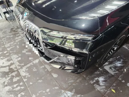 볼보 차량 찌그러진 문 수리 / bmw 740i 흠집 제거 전체 ppf 필름 시공 / 포르쉐 마칸s 접촉사고 자차 보험처리 유리막코팅 / 서울 서대문구