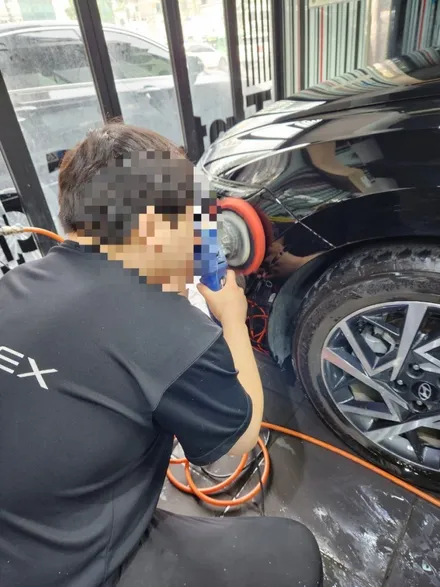 자동차 찌그러짐 포르쉐 마칸 판금도색 // 그랜저 접촉사고 대물 자차 수리 // 벤츠 s580 w223 랩핑 ppf 시공 보험처리 전문 업체 / 서울 서대문구