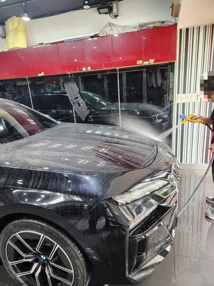 수입차 포르쉐 파나메라 전체 ppf / 신형 bmw 740i 범퍼 긁힘 덴트 복원 / 벤츠 gla 찌그러짐 판금도색 수리 대물 보험처리 공업사 / 서울 서대문구