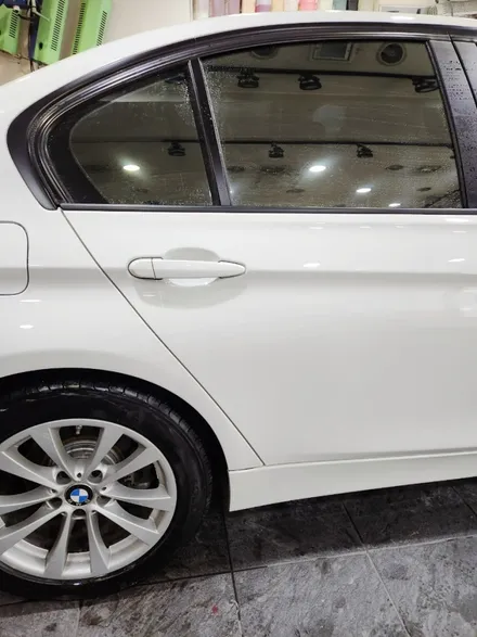 자동차 찌그러짐 수리 / 티구안 도색 비용 / bmw 자차 긁힘 제거 / 벤츠 c200 랩핑 접촉사고 대물 보험처리 정비소 / 서울 서대문구