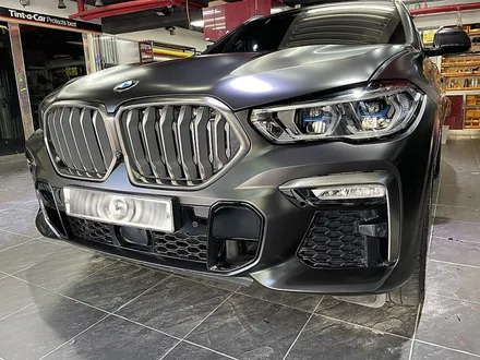 BMW X6 M50d 전체랩핑 [에이버리 사틴블랙] / 서울 서대문