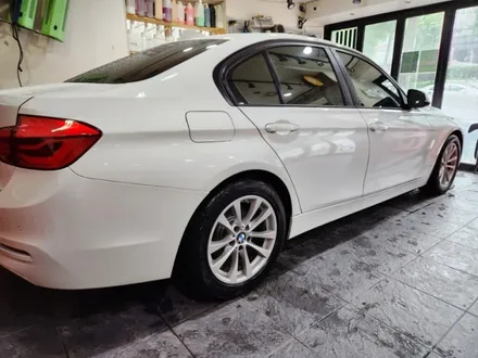 자동차 찌그러짐 수리 / 티구안 도색 비용 / bmw 자차 긁힘 제거 / 벤츠 c200 랩핑 접촉사고 대물 보험처리 정비소 / 서울 서대문구