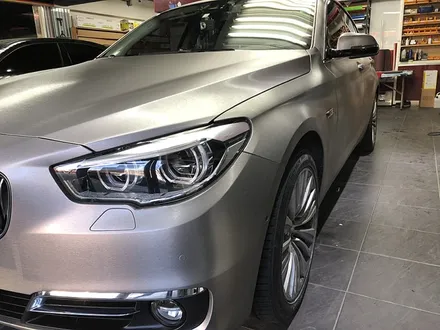 BMW5GT 자동차 전체랩핑 가격은 차종마다 다르다 / 서울 서대문