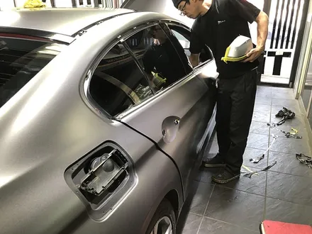 자동차랩핑 사고 범퍼손상으로 전체랩핑 진행 BMW640i / 서울 서대문