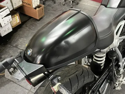 BMW 알나인티 레이서 사틴블랙 바이크랩핑 / 서울 서대문