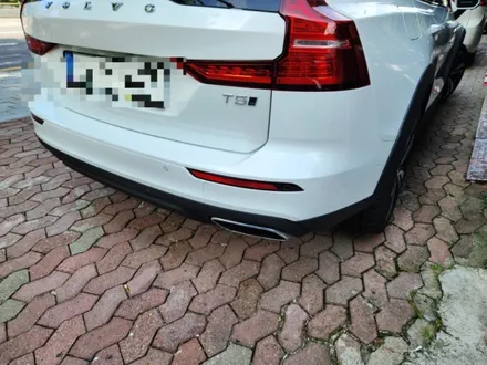 자동차 접촉사고 보험 수리 / 벤츠 cls350 / bmw 530i 범퍼 ppf 가죽시트 코팅 / 볼보 v60 덴트 복원 도색 전문업체 / 서울 서대문구