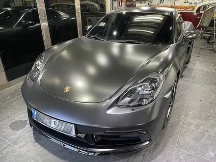사틴블랙 전체랩핑 포르쉐718 카이맨 GTS / 서울 서대문구