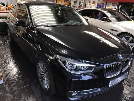 BMW5GT 자동차 전체랩핑 가격은 차종마다 다르다 / 서울 서대문