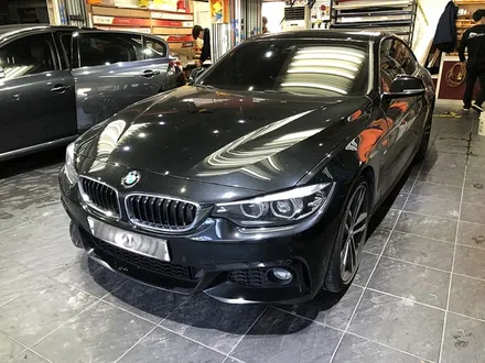 BMW420d 쿠페 전체랩핑 [사틴뱀파이어레드] / 서울 서대문
