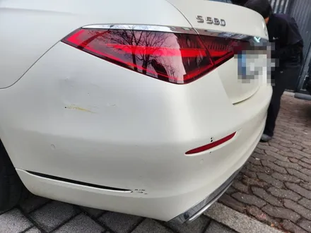 벤츠 S580 범퍼 도장 랩핑 사틴 화이트 무광 차량 래핑 진주색 / 강남구 서초구 송파구 보험처리 / 서울 서대문