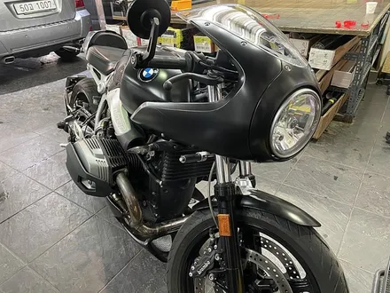 BMW 알나인티 레이서 사틴블랙 바이크랩핑 / 서울 서대문