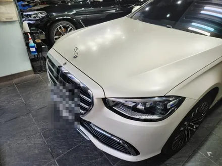 벤츠 S580 범퍼 도장 랩핑 사틴 화이트 무광 차량 래핑 진주색 / 강남구 서초구 송파구 보험처리 / 서울 서대문
