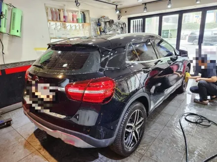 수입차 포르쉐 파나메라 전체 ppf / 신형 bmw 740i 범퍼 긁힘 덴트 복원 / 벤츠 gla 찌그러짐 판금도색 수리 대물 보험처리 공업사 / 서울 서대문구
