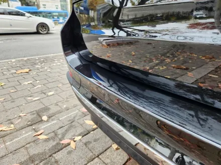 자동차 덴트 복원 벤츠 eqe 찌그러진 문 펴기 / bmw x5 범퍼 교체 트렁크 판금도색 / 벤츠 e300 전체 광택 썬팅 블랙박스 비용 시공 전문점 / 서울 서대문구