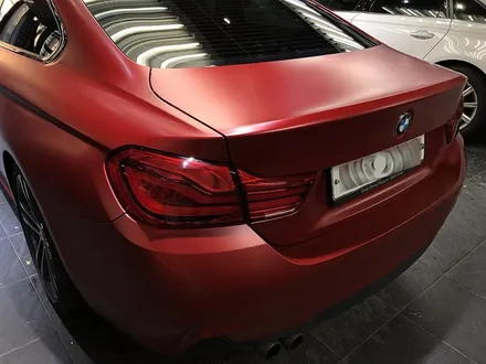 BMW420d 쿠페 전체랩핑 [사틴뱀파이어레드] / 서울 서대문