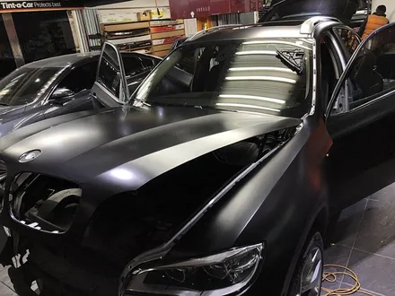 BMW X6 전체랩핑 사틴블랙 색상변경 / 서울 서대문