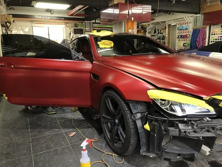 BMW M6 사틴뱀파이어레드 전체랩핑 [3M2080-SP273] / 서울 서대문