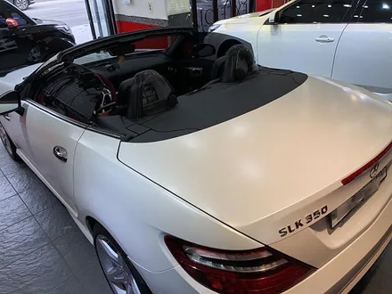 벤츠SLK350 전체랩핑 [사틴 펄화이트 / 블랙유광배색] / 서울 서대문