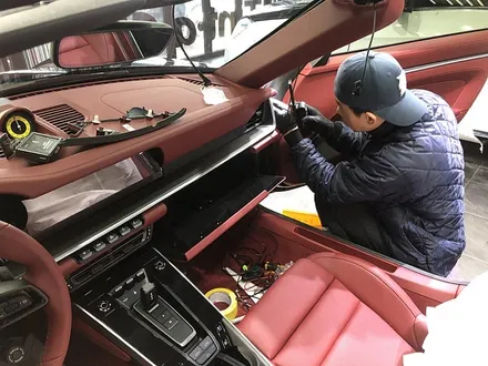 포르쉐911 카레라4s 블랙박스장착 [파인뷰LX3000] / 서울 서대문