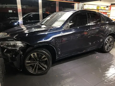 자동차전체랩핑 BMW X6 사틴블랙 강력한 변신 / 서울 서대문