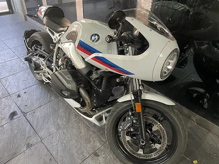 BMW 알나인티 레이서 사틴블랙 바이크랩핑 / 서울 서대문