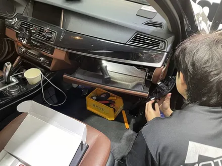 블랙박스 보조배터리 BMW520d 에코파워팩 S8 장착 / 서울 서대문구