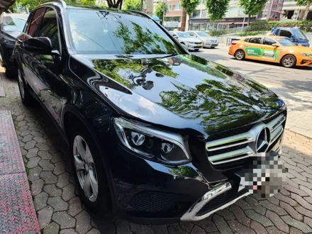 벤츠 glc 범퍼 덴트 복원 / 블랙박스 교체 제네시스 g80 자동차 ppf 랩핑 보험처리 대물 / bmw m2 흠집제거 판금도색 / 서울 서대문구