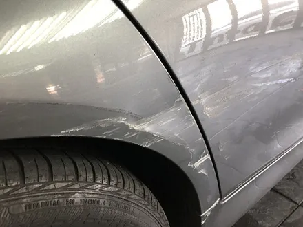 BMW528i 전체랩핑 가격 상담후 티타늄브러쉬 랩핑으로 결정 / 서울 서대문