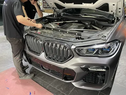 랩핑보수시공 BMW X6 앞범퍼랩핑 / 서울 서대문구