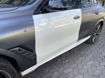 수입차사고수리 BMW X6 도어교체 / 사이드스탭도색 / 랩핑 / 서울 서대문구