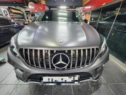 벤츠 gle 전체랩핑 // 자동차 긁힘 자차 보험 수리 아우디 찌그러진 휀더 범퍼 판금도색 // bmw 530i 앞유리 열차단 썬팅 가격 / 서울 서대문구