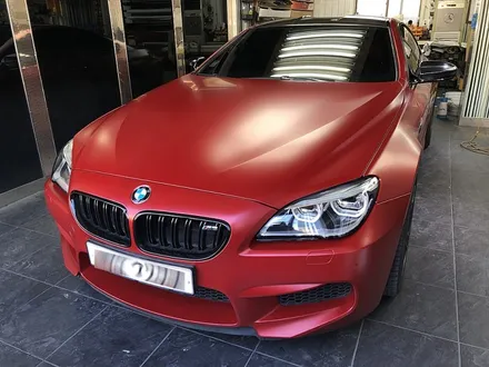 BMW M6 사틴뱀파이어레드 전체랩핑 [3M2080-SP273] / 서울 서대문