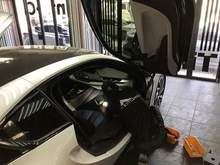 BMW i8 블랙박스 장착 아이나비QXD3000 / 커넥티드 매립 / 서울 서대문