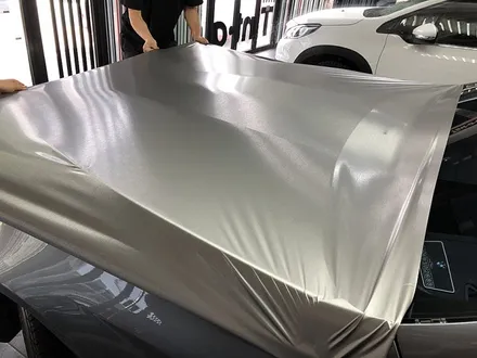 BMW528i 전체랩핑 가격 상담후 티타늄브러쉬 랩핑으로 결정 / 서울 서대문