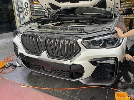 랩핑보수시공 BMW X6 앞범퍼랩핑 / 서울 서대문구