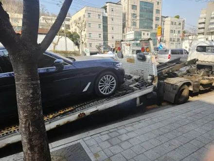 포르쉐 718 카이맨 앞범퍼 긁힘 복원 랩핑 / bmw 520i 접촉사고 보험처리 대물 / 셀토스 휀다 판금도색 / 서울 서대문구