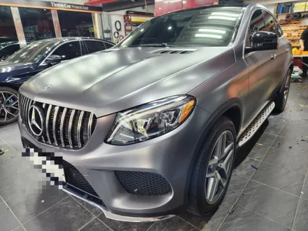 벤츠 gle 전체랩핑 // 자동차 긁힘 자차 보험 수리 아우디 찌그러진 휀더 범퍼 판금도색 // bmw 530i 앞유리 열차단 썬팅 가격 / 서울 서대문구