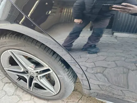 자동차 페인트 벗겨짐 수리 / 송파구 서초구 강남구 벤츠 S400D 판금도장 정비소 1급 공업사 복원 전문 / 서울 서대문