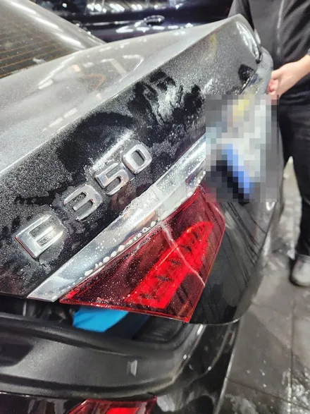 벤츠 E350 접촉사고 트렁크 교체 외제차수리 공업사 차량 스크래치 제거 // 영등포구 구로구 양천구 / 서울 서대문