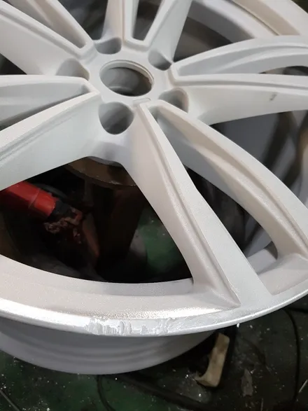 [원조][부산휠복원][부산휠수리][부산중고휠][부산휠도색]BMW G시리즈 647M 19인치 다야컷팅 블랙폴리쉬 다야컷재생! 휠수리/휠복원 / 부산 기장군